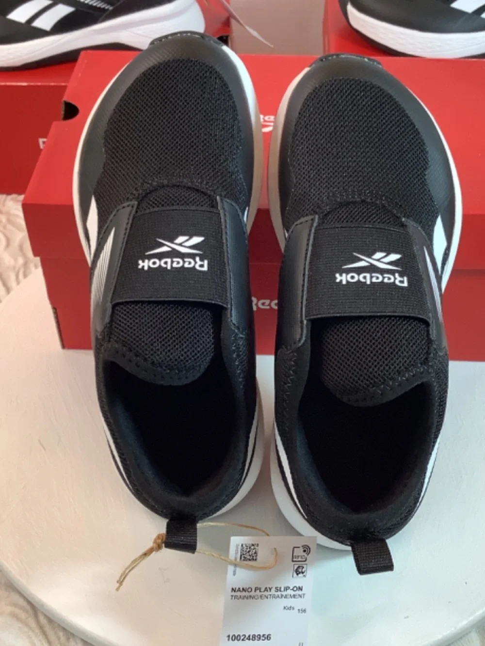 NWT Reebok Nano Play slip on training black sneakers big kids